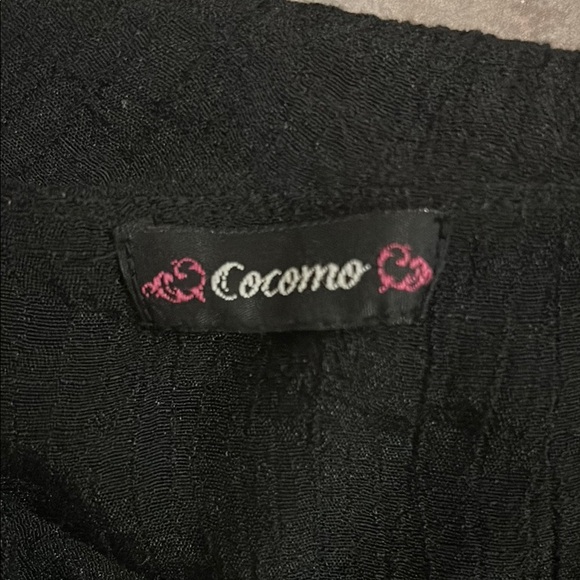 Black Ruffled Women's Top - Picture 2 of 4